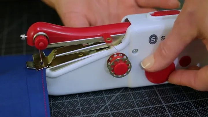 SINGER Stitch Sew Quick Review: Portable Mending Machine image 7