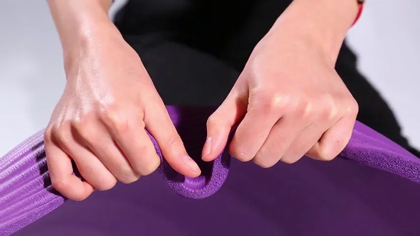 Fitvids Yoga Mat Review: Extra Thick Exercise Mat image 7