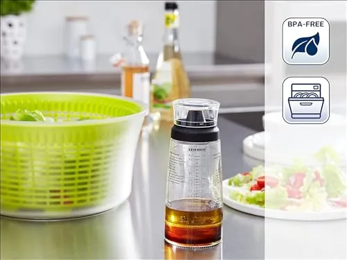 Leifheit Salad Dressing Shaker Review: 300 ml Mixer image 3