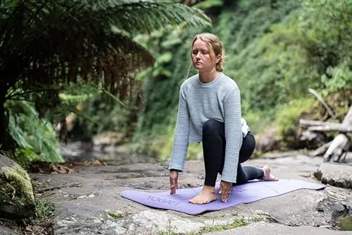 YOGATI Yoga Mat Review: Alignment Yoga Mat Analysis image 4