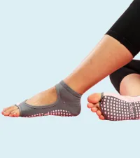 Tucketts Allegro Toeless Pilates Socks Review image 9